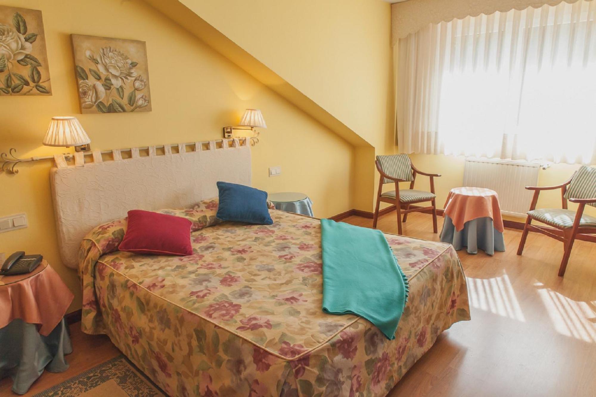 Hotel Y Casona El Carmen Перлора Номер фото